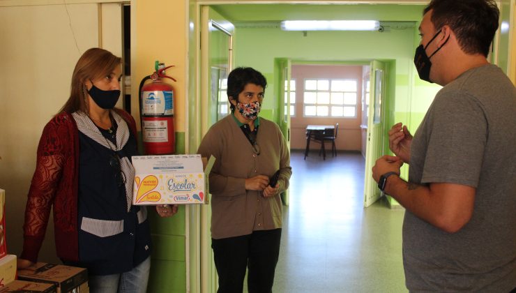 Continúa la entrega de Copa de Leche en las escuelas