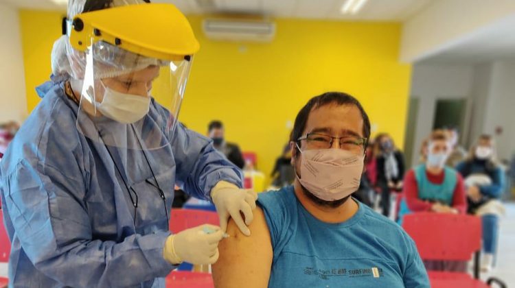 Más vecinos del noreste provincial recibieron su segunda dosis de la vacuna contra el Coronavirus