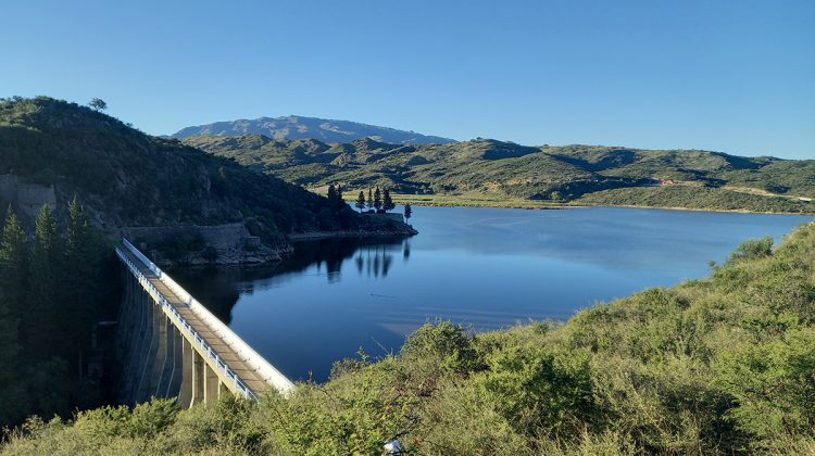 Comienzo de semana con buen tiempo, leve ascenso de las temperaturas y algo nuboso