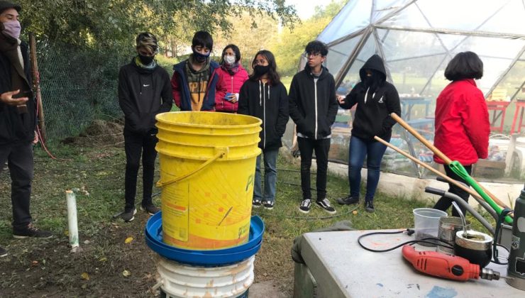 Instalaron una lombricompostera en la Escuela Generativa “Nueva Humanidad”