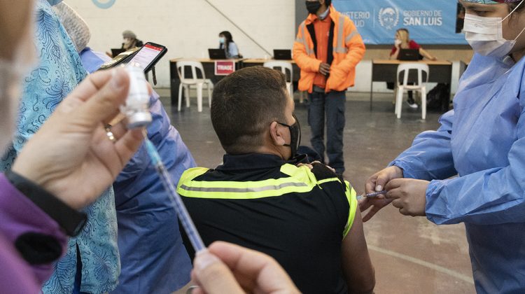 Son más de 4.000 las personas convocadas para vacunarse este miércoles