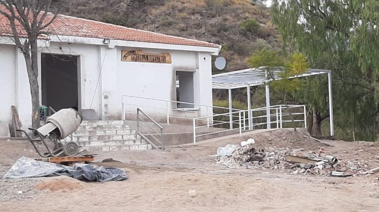 A buen ritmo progresa la refacción de la hostería de Villa de la Quebrada