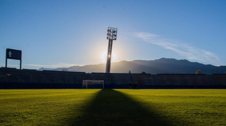 El “Juan Gilberto Funes”, listo para recibir el clásico puntano