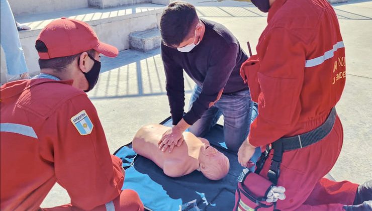 Personal del Instituto de Gestión Emergencias 4.0 se capacitaron en RCP y primeros auxilios