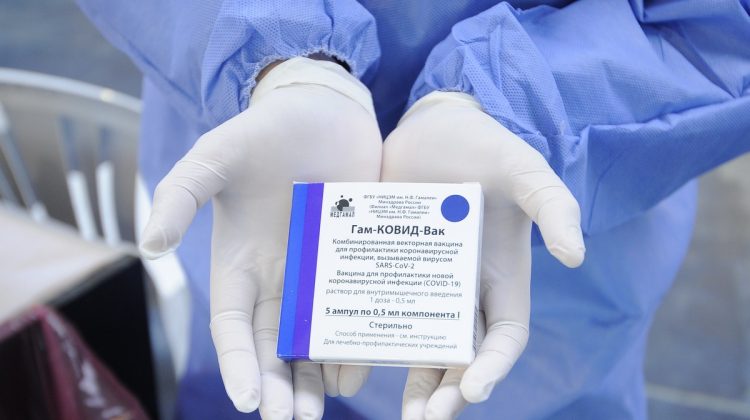 Este martes llegan a la provincia 6.000 dosis más de vacunas contra el Coronavirus