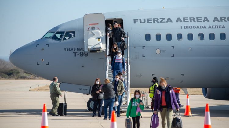 El Aeropuerto Internacional Valle del Conlar recibió nuevamente al Boeing 737 de LADE