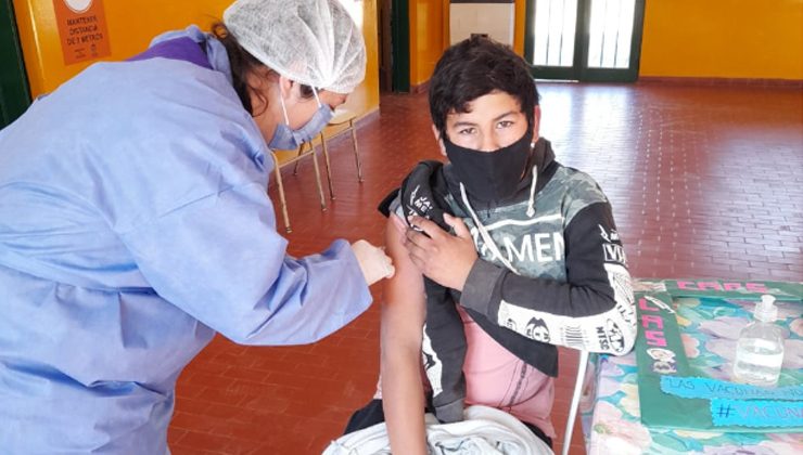 Controles y vacunas antigripales para alumnos y docentes de La Palomas