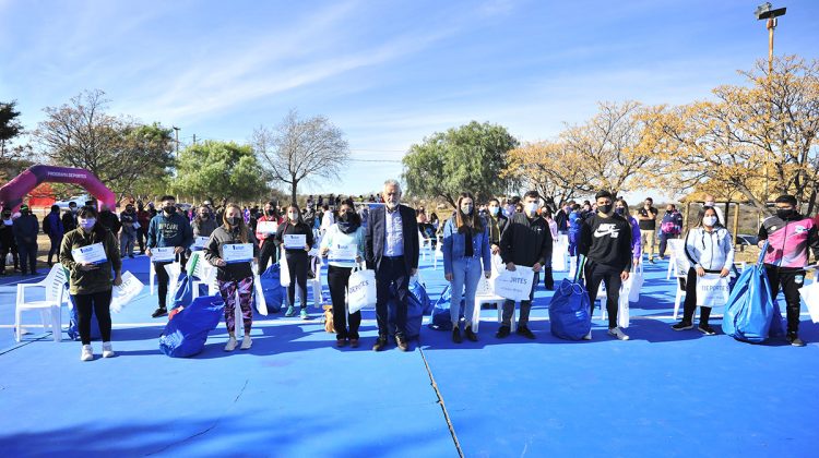 El gobernador realizó el lanzamiento de las Escuelas Deportivas Provinciales