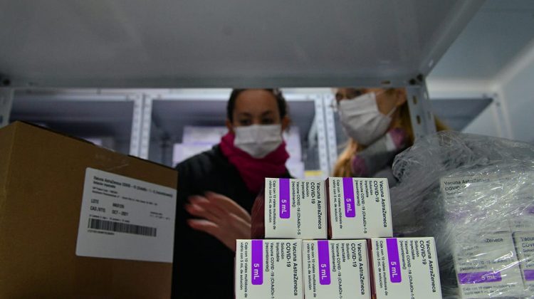 Llegaron este sábado a San Luis 4.200 dosis de la vacuna AstraZeneca