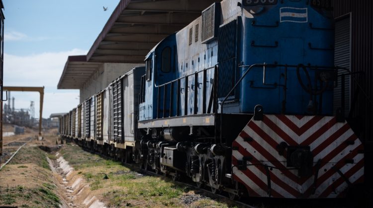 La provincia reactivó el transporte ferroviario de cargas con Buenos Aires; lleva productos industriales elaborados en San Luis