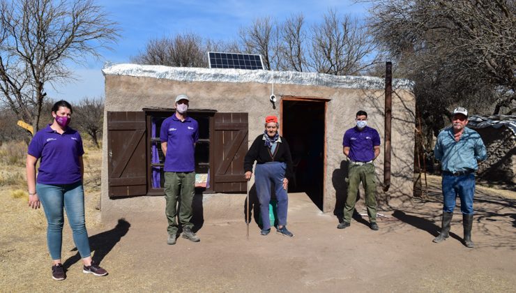 Un productor rural del paraje Puerta Colorada recibió un equipo solar fotovoltaico