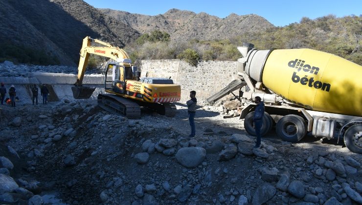 Continúa la puesta en valor del Canal Quebrada de López