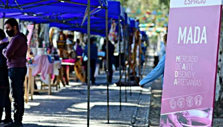 Artesanos y diseñadores del MADA dijeron presente en la Feria de Pequeños y Medianos Productores