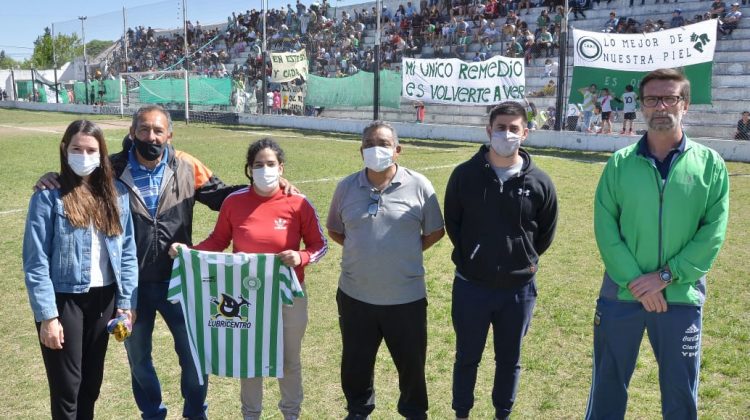 Con las dos hinchadas en las tribunas, ATE II y Defensores del Este disputaron uno de los clásicos del fútbol mercedino