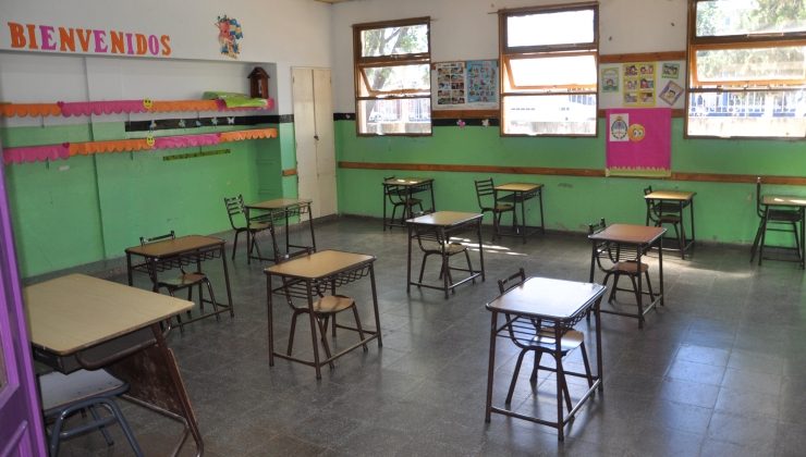 El lunes 13 no habrá actividades de ningún tipo en las escuelas donde se vota