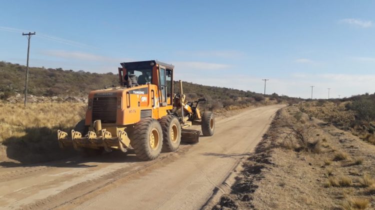 Realizan obras que mejoran la transitabilidad en toda la provincia