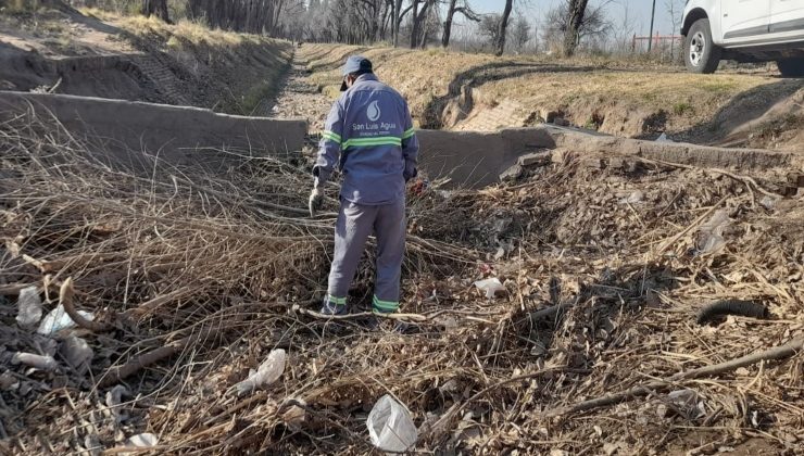 San Luis Agua realiza mantenimientos en los sistemas de canales de Villa Mercedes