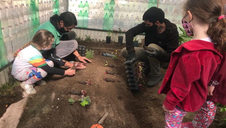 Más instituciones educativas ya cuentan con sus huertas agroecológicas