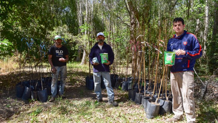 Más productores de la provincia recibieron insumos como parte del Plan de Activación Productiva Frutihortícola