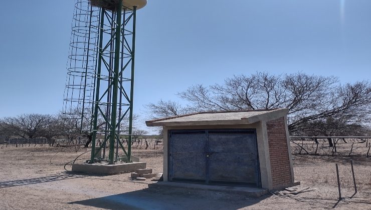 San Luis Agua trabaja en la refuncionalización de un pozo público en el paraje El Vinagrillo