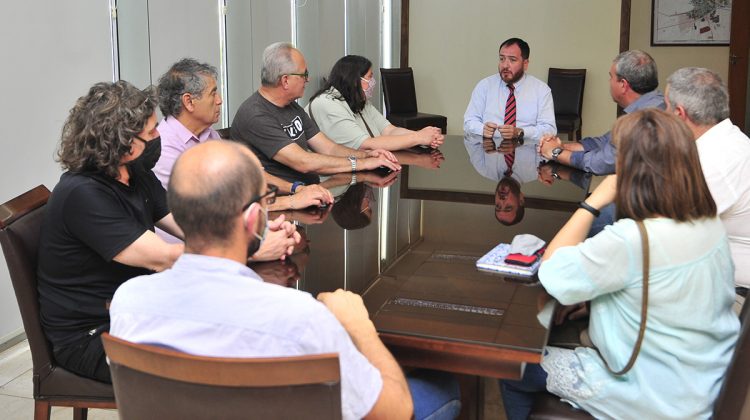 Docentes y no docentes de la Universidad Nacional de San Luis solicitan acceder a los créditos provinciales