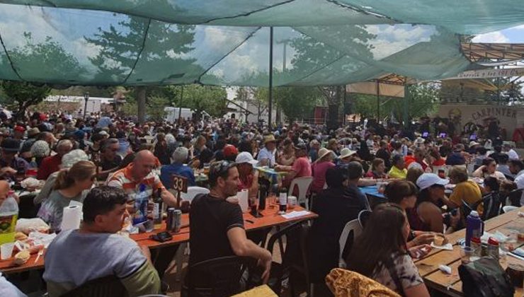 Carpintería tuvo su 16º Fiesta Nacional de la Carreta y los 101 Chivos