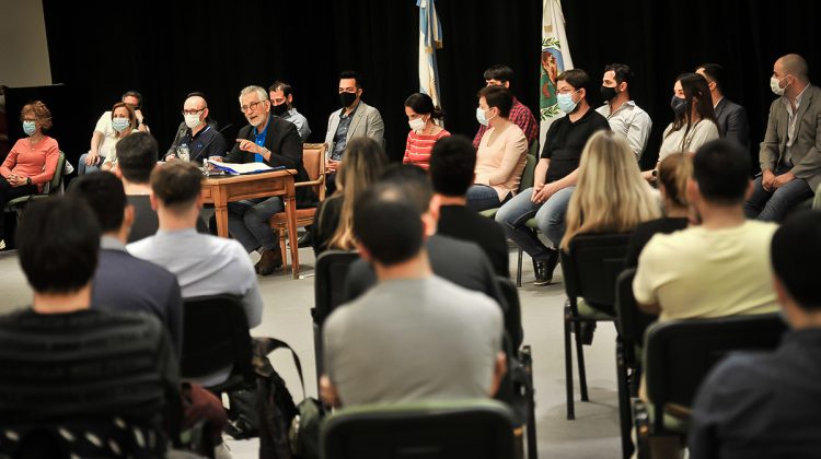 El gobernador anunció cómo se implementarán las medidas que impactarán en la economía de todos los sectores sociales de San Luis