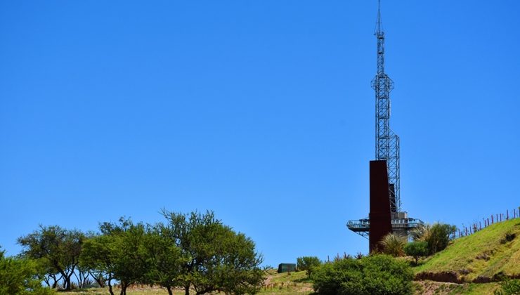 El Hito del bicentenario se iluminará de verde y blanco