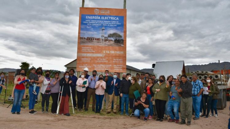 Se inició una nueva obra energética en Villa Larca