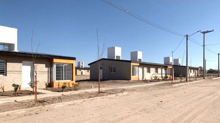 Comenzó la construcción de 23 viviendas en La Toma