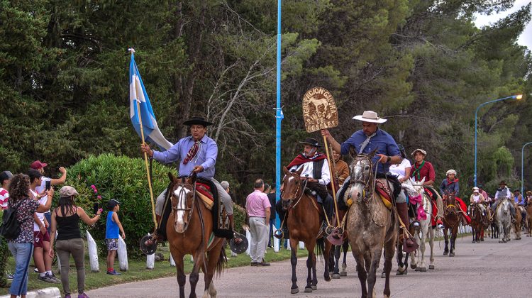 Culminó la 21° marcha ecuestre que emuló a los hombres y mujeres que aportaron a la gesta libertadora