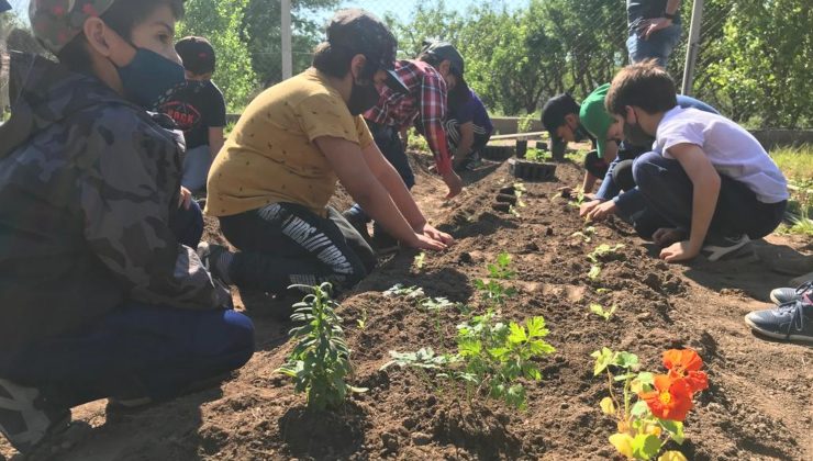 La agroecología llegó a escuelas de distintas zonas rurales de la provincia