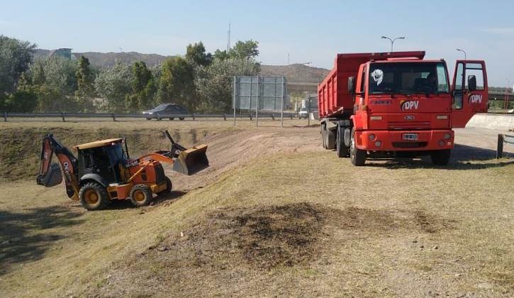 Vialidad Provincial trabaja en el mantenimiento de los caminos