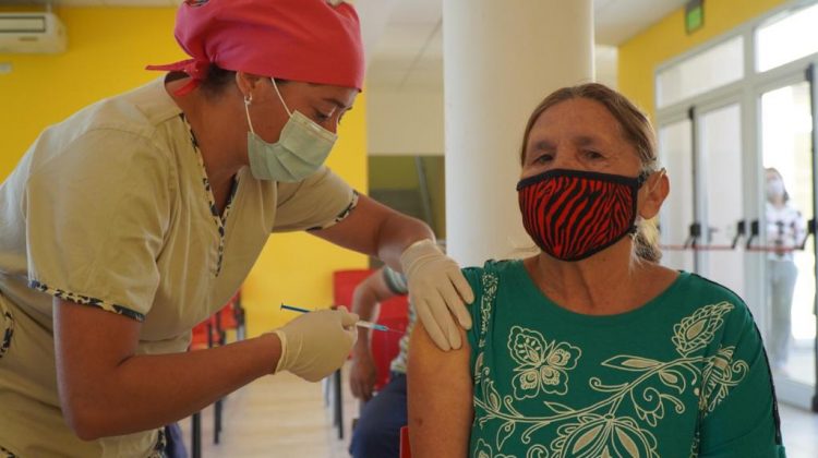 Vacunación en el Hospital “Madre Catalina Rodríguez” de Villa de Merlo