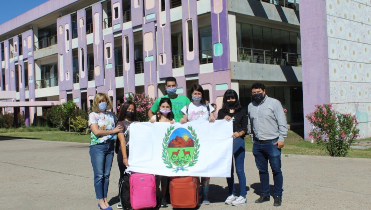 Alumnas viajaron a Buenos Aires para representar a San Luis en el Parlamento Juvenil del Mercosur