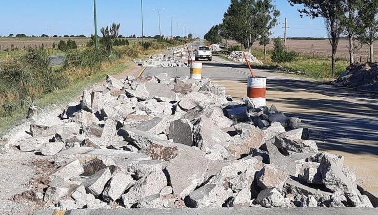 Continúan las obras de losas en la Autopista de las Serranías Puntanas