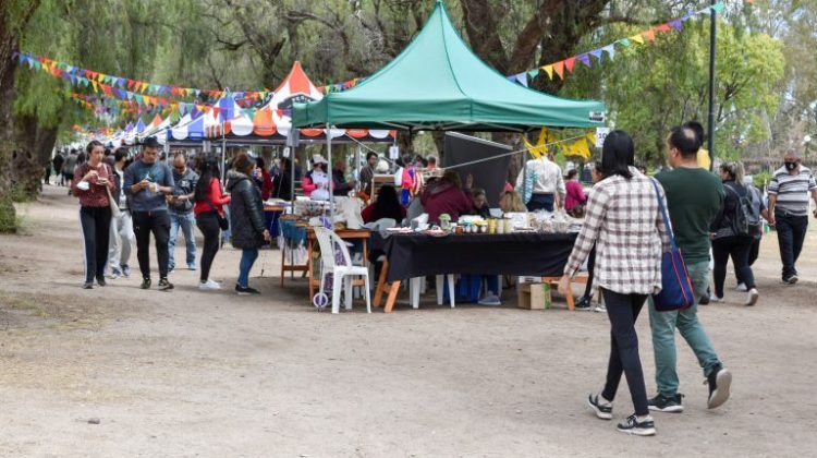 Con nuevo horario, llega otra edición de la Feria de Pequeños y Medianos Productores al Parque de las Naciones