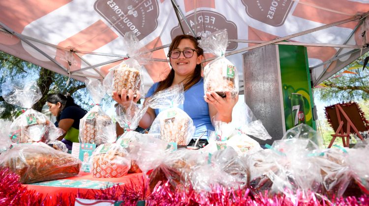 La Feria de Pequeños y Medianos Productores ya se vive a pleno en el Parque de las Naciones