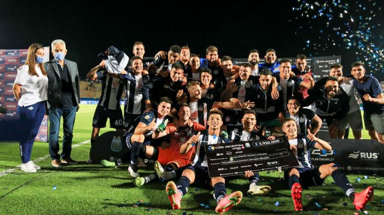 Talleres venció por 1 a 0 a Godoy Cruz en La Punta y es finalista de la Copa Argentina