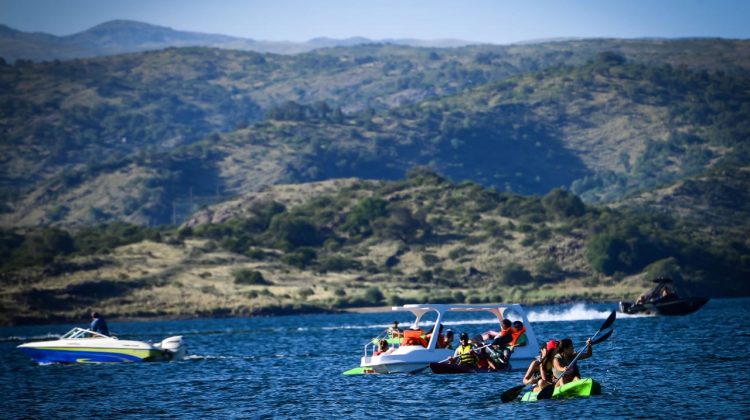 Viernes caluroso y con viento norte, sábado con inestabilidad y domingo con probabilidad de tormentas