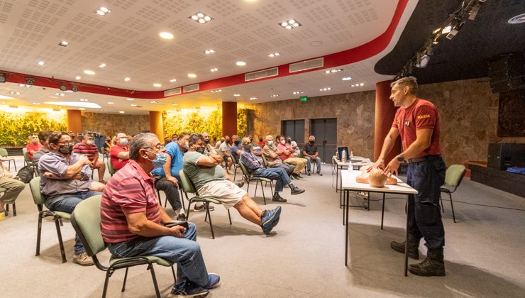 Comenzó a dictarse la segunda etapa del curso para obtener el Carnet de Conductor Náutico