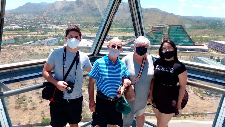 El Hito del Bicentenario recibió a turistas en la primera semana de enero