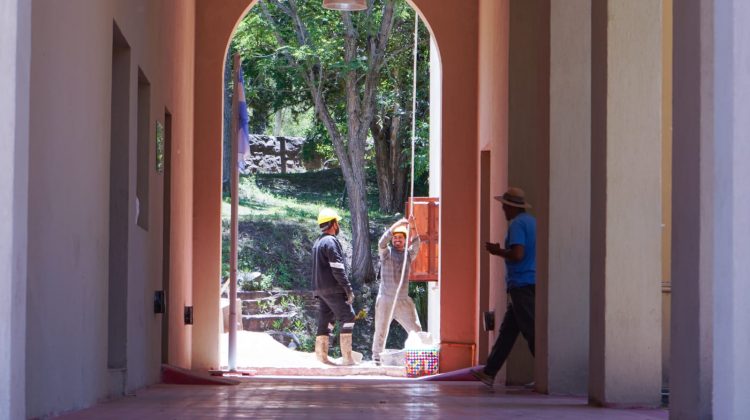 Avanzan las refacciones integrales del Edificio Administrativo, Cultural y de la Comisaría de El Volcán