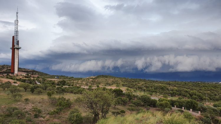 Rige un alerta por tormentas fuertes para el sur y centro de la provincia