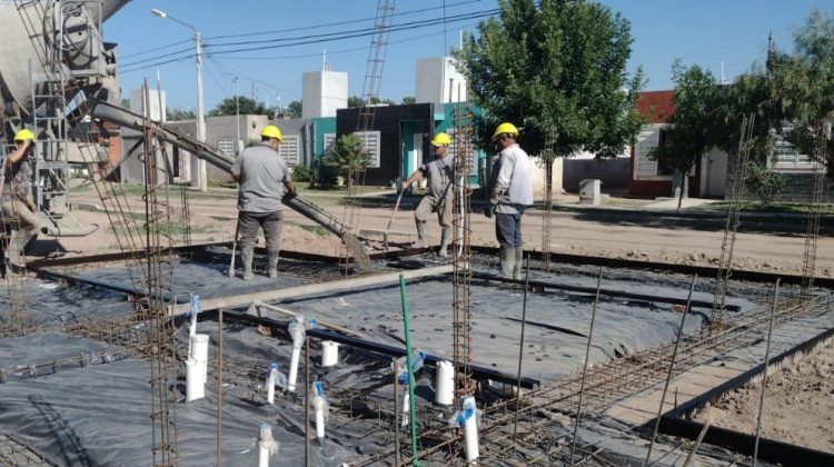 Construyendo sueños: las futuras casas en Villa Mercedes y La Toma siguen en plena construcción