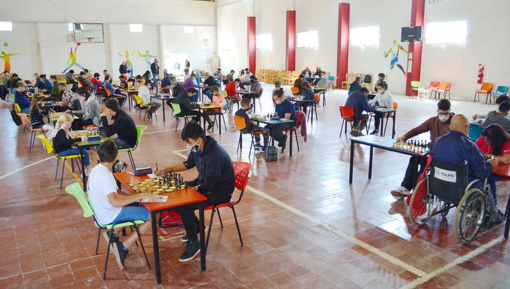 La Toma subió el nivel en el inicio del Torneo IRT 2400 de Ajedrez