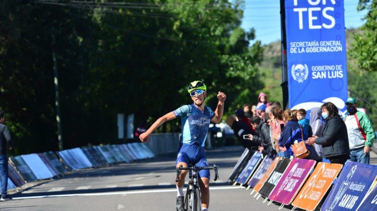 Vuelta del Porvenir junior: Bernardo Cambareri fue el ganador de la primera jornada