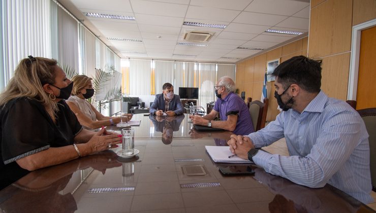 El ministro Lavandeira recibió a autoridades de la empresa Startex