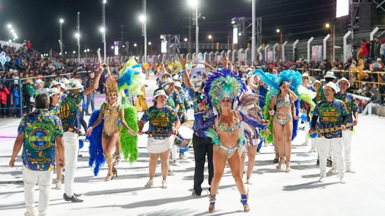 Corsos provinciales 2022: el gran festival popular cerró a puro ritmo con el show de “Kapanga” en Villa Mercedes