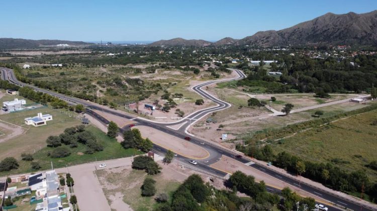 Habilitaron la rotonda y la calle de interconexión entre el barrio 274 Viviendas y la avenida del Viento Chorrillero